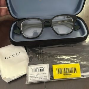 GUCCI GLASSES